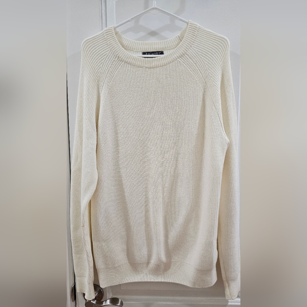 Primark Men's Off-White Crewneck Sweater